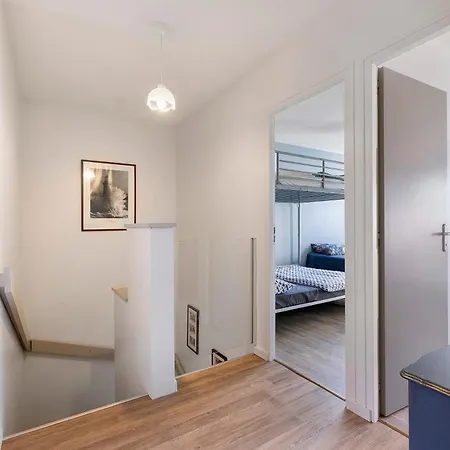 Hébergement de vacances La Maison 9 *